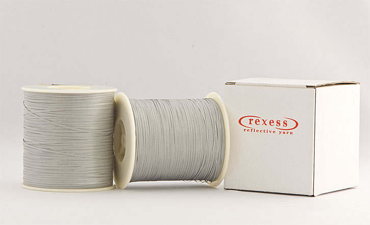 reflective yarn reflexa package